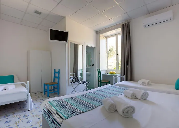 Spicy Hotell 3*